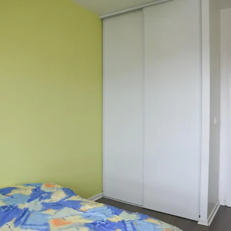 Spacious Nest Of 80 M Crossing And Bright Montreuil (Seine-Saint-Denis)